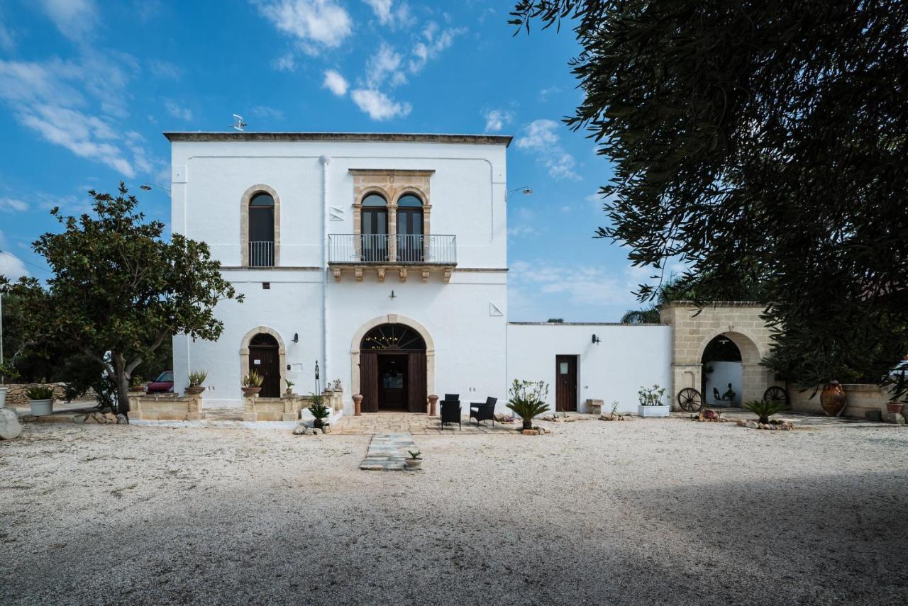 Masseria Borgo Santuri أوستوني المظهر الخارجي الصورة
