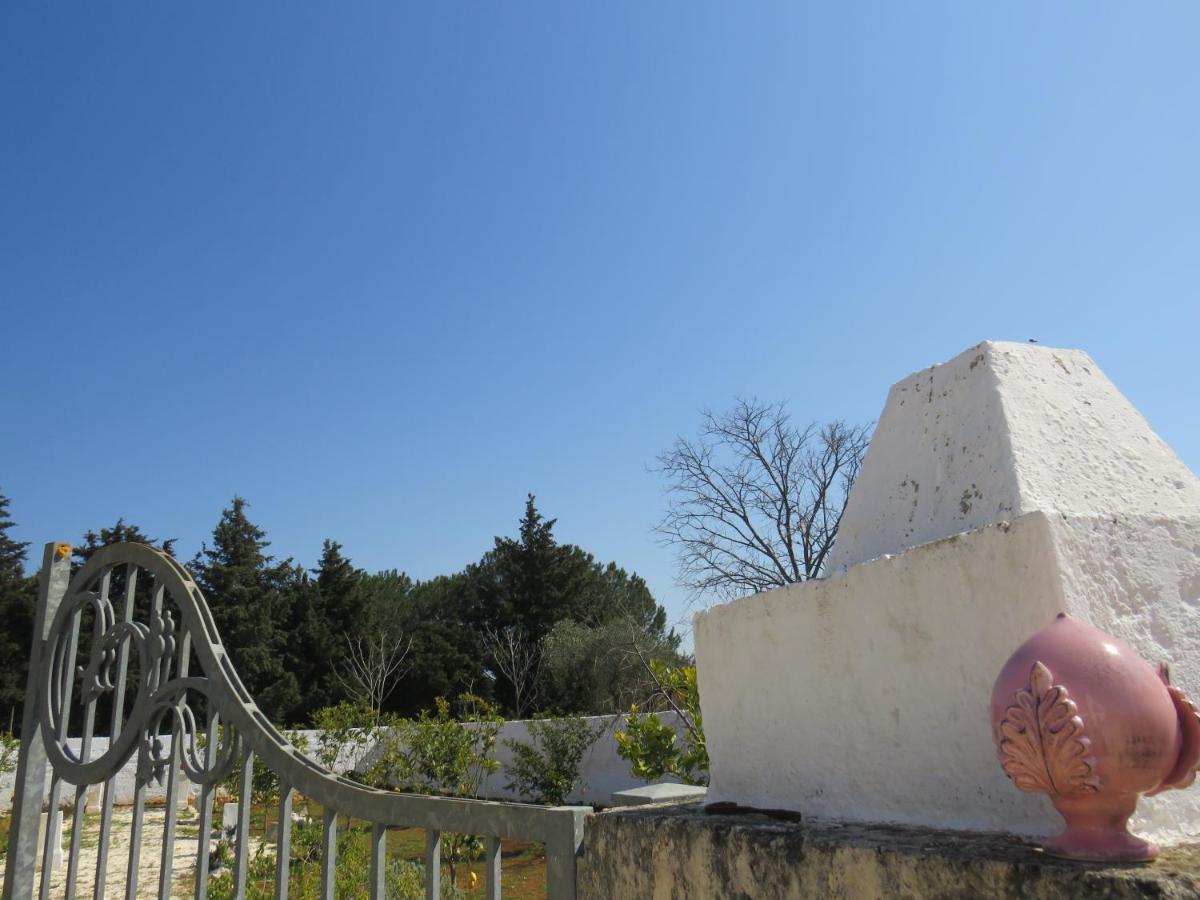 Masseria Borgo Santuri أوستوني المظهر الخارجي الصورة