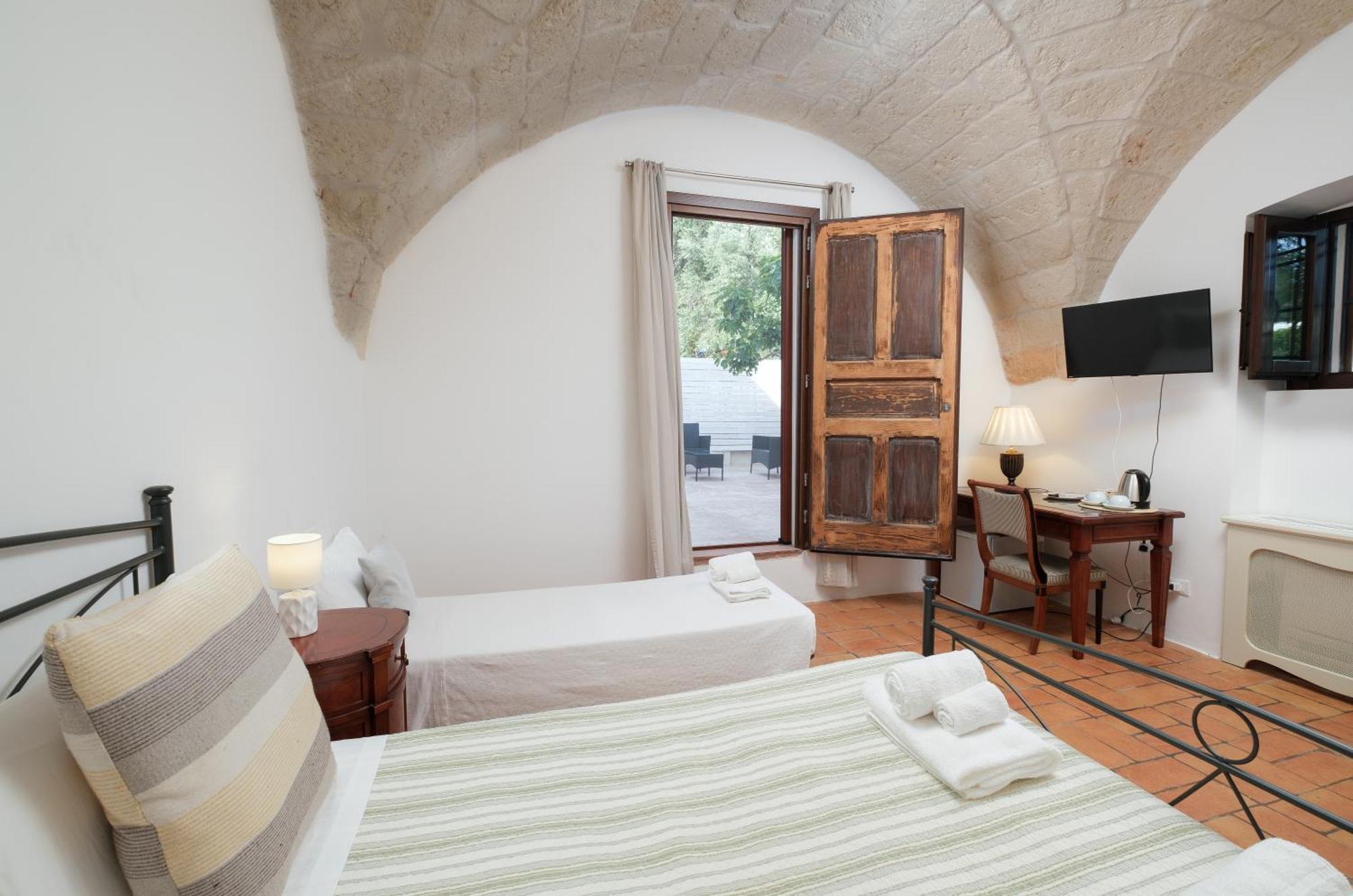 Masseria Borgo Santuri أوستوني الغرفة الصورة